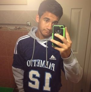 Meet your Posher, Nico